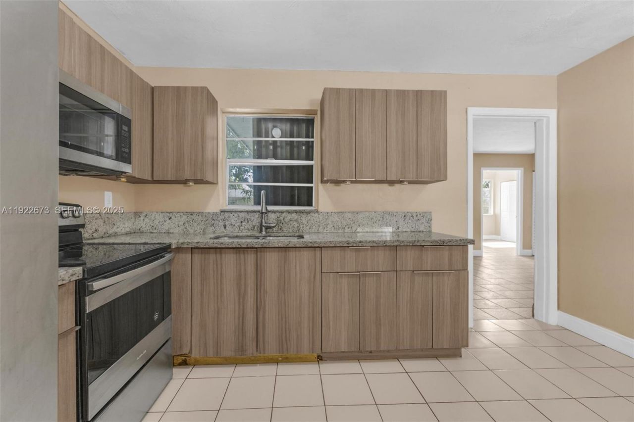 10220 SW 178th St, Unit 10220, Miami, FL 33157 Photo