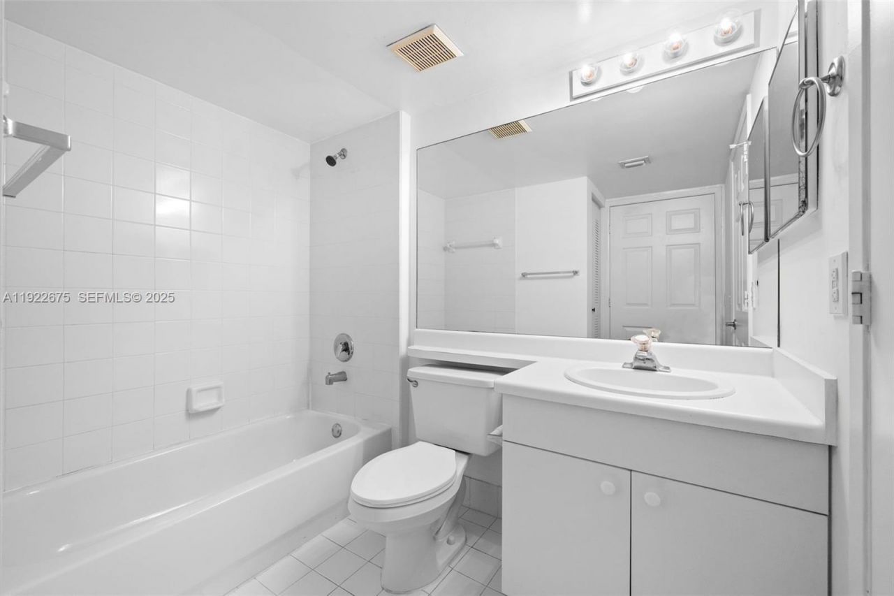 2600 S University Dr, Unit 107, Davie, FL 33328 Photo