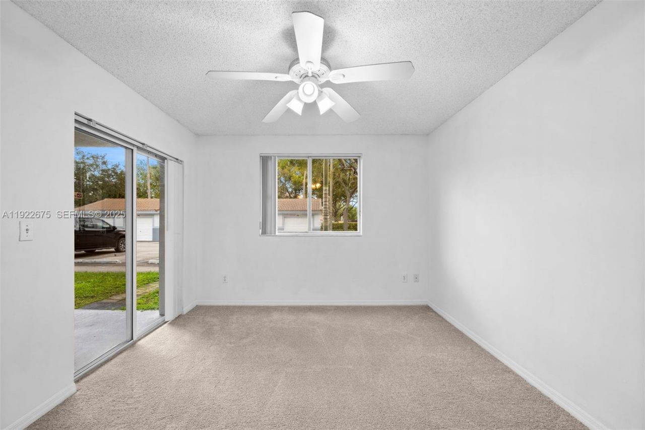 2600 S University Dr, Unit 107, Davie, FL 33328 Photo