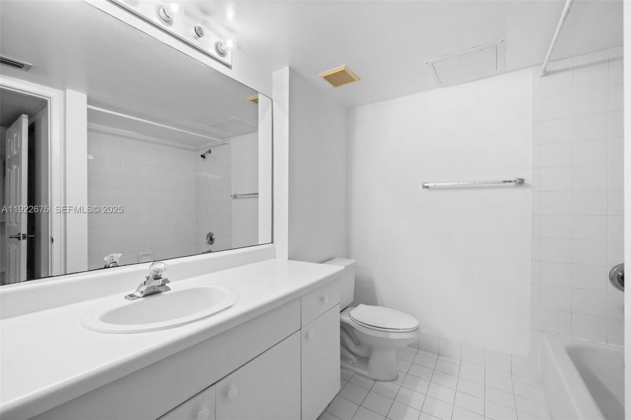 2600 S University Dr, Unit 107, Davie, FL 33328 Photo