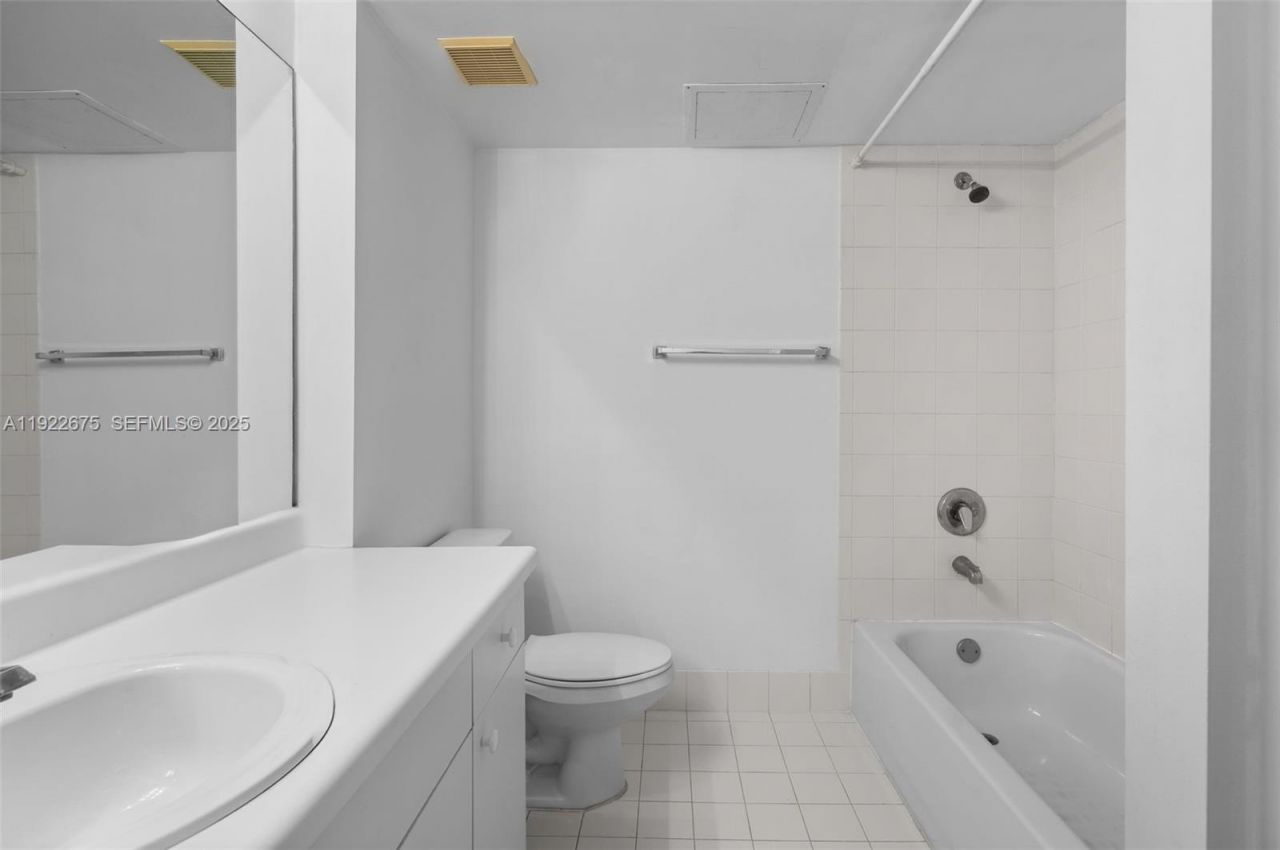 2600 S University Dr, Unit 107, Davie, FL 33328 Photo