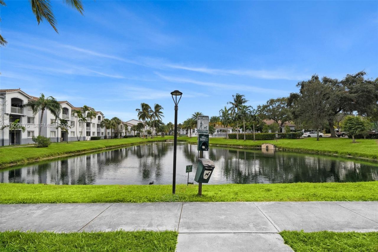 2600 S University Dr, Unit 107, Davie, FL 33328 Photo