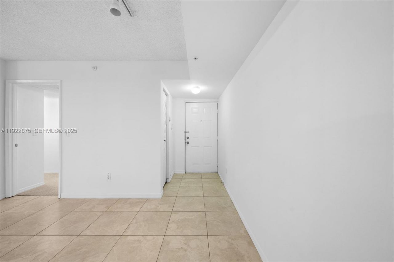 2600 S University Dr, Unit 107, Davie, FL 33328 Photo