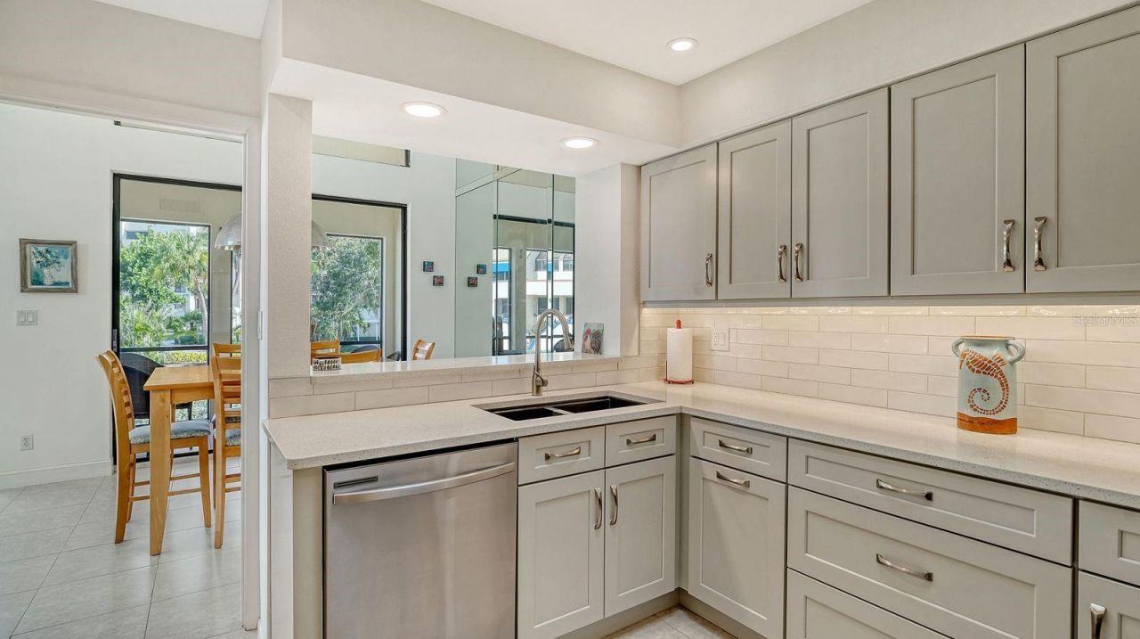 1922 Harbourside Drive, Unit 1104, Longboat Key, FL 34228 Photo