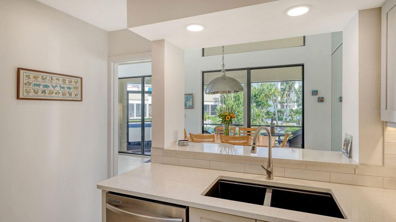 1922 Harbourside Drive, Unit 1104, Longboat Key, FL 34228 Photo