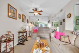 310 73rd Ave. N photo 4