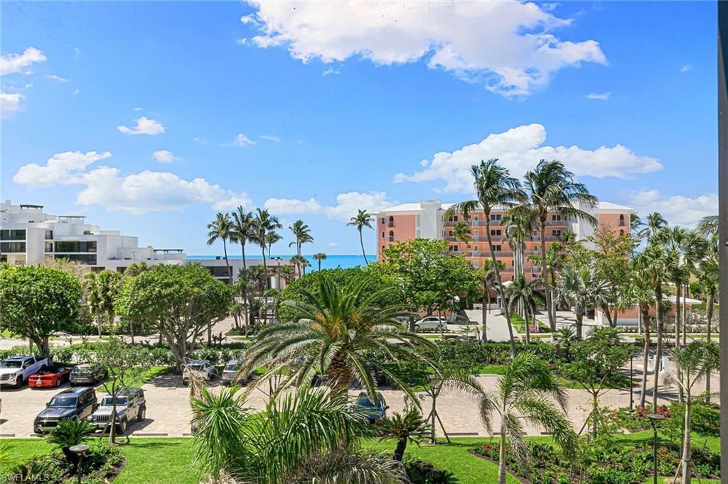 2400 Gulf Shore Blvd N, Unit 305, Naples, FL 34103 Photo