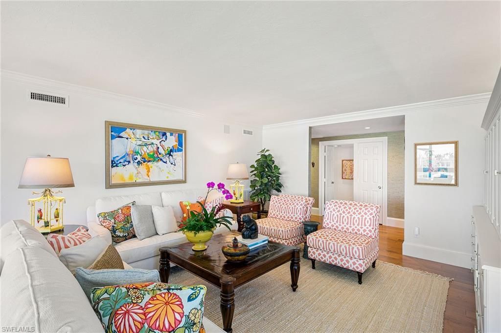 2400 Gulf Shore Blvd N, Unit 305, Naples, FL 34103 Photo