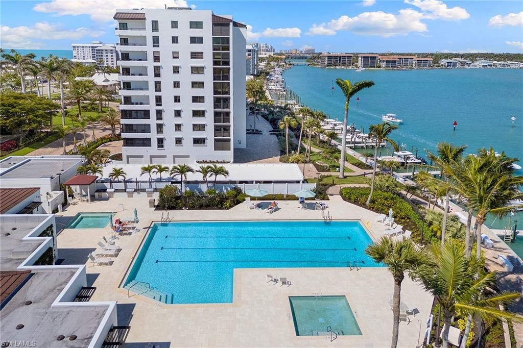 2400 Gulf Shore Blvd N, Unit 305, Naples, FL 34103 Photo