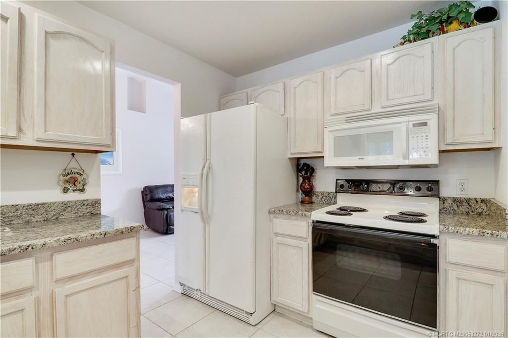 2579 SE Leithgow Street, Port Saint Lucie, FL 34952 Photo