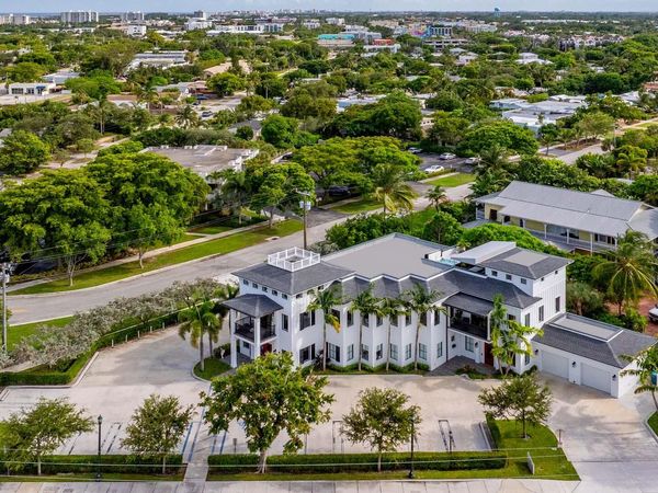230 George Bush Boulevard, Delray Beach, FL 33444
