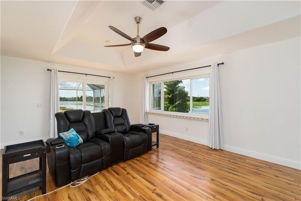 304 NW 12th Ln, Cape Coral, FL 33993 Photo