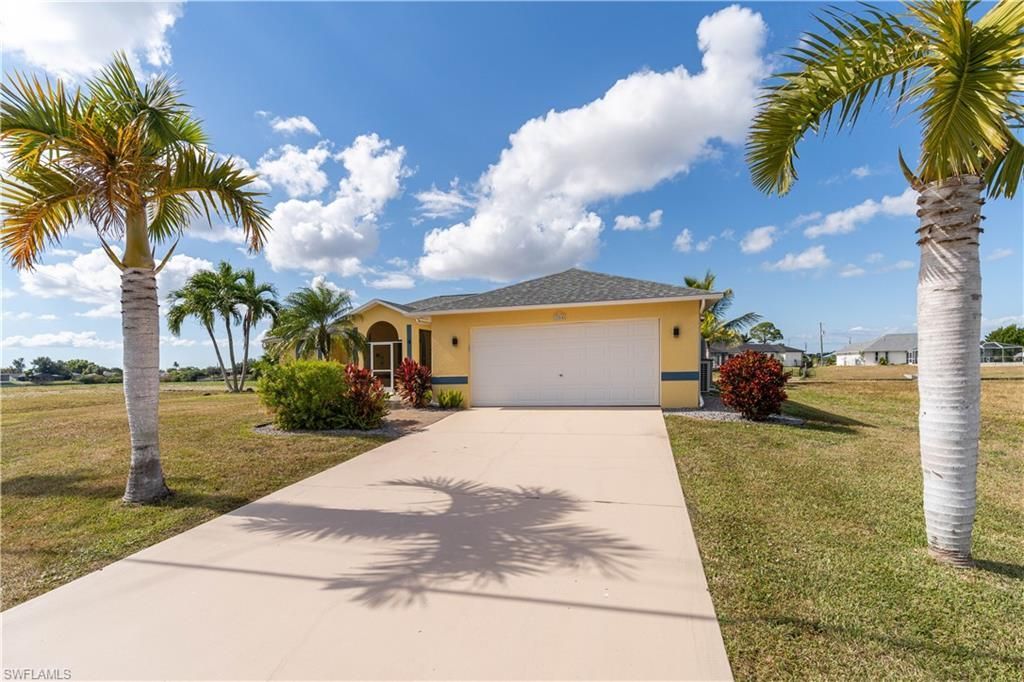 304 NW 12th Ln, Cape Coral, FL 33993 Photo