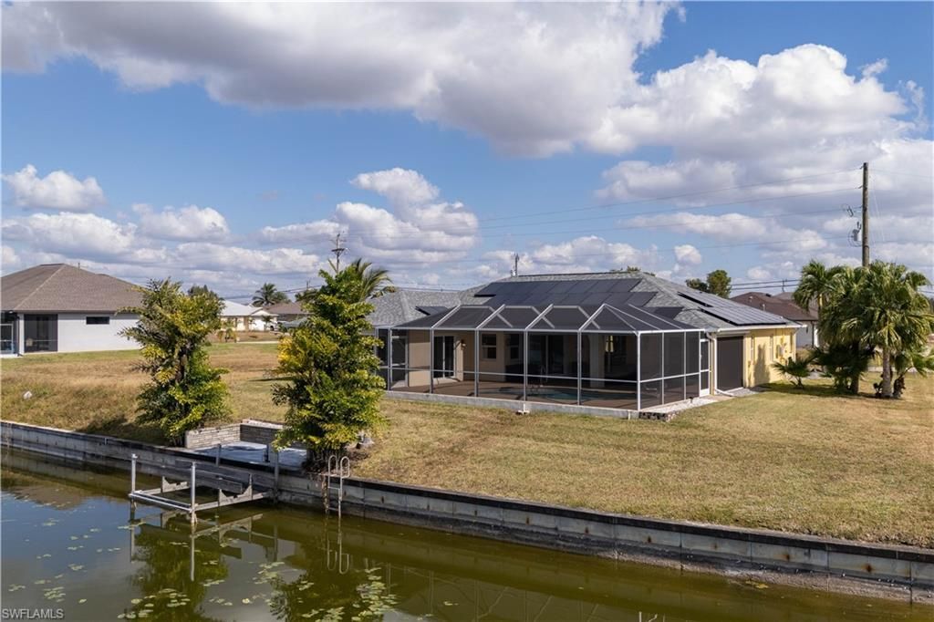 304 NW 12th Ln, Cape Coral, FL 33993 Photo