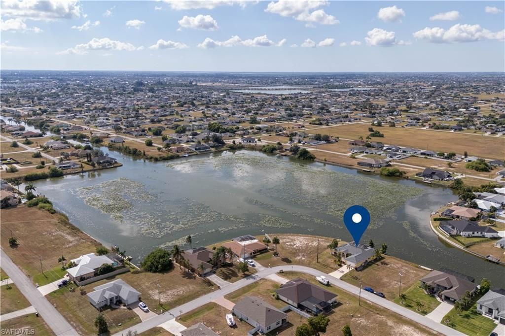 304 NW 12th Ln, Cape Coral, FL 33993 Photo