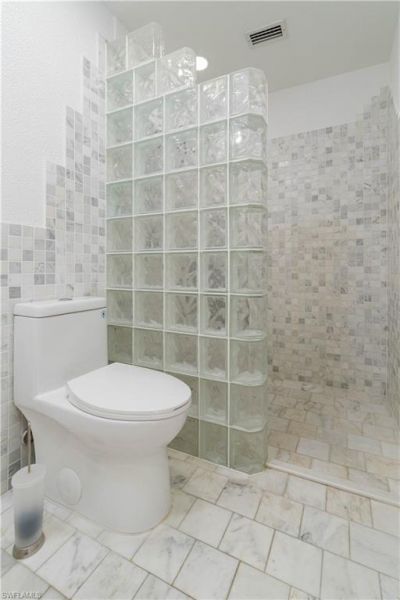 304 NW 12th Ln, Cape Coral, FL 33993 Photo