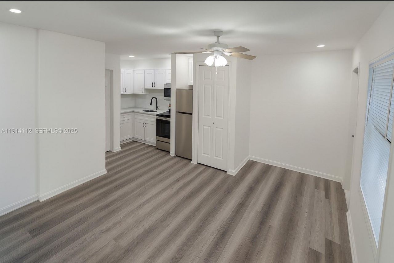 417 NW 2nd Ave, Hallandale Beach, FL 33009 Photo