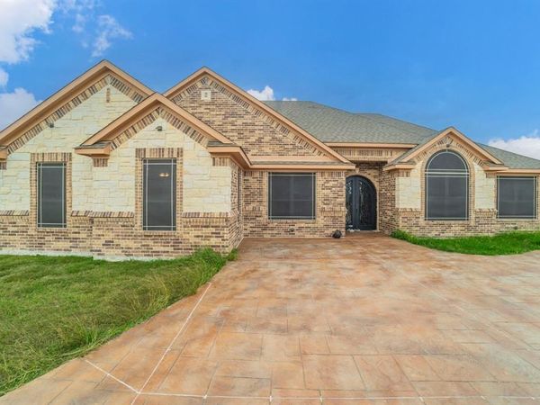 1019 Gin Road, Ennis, TX 75119