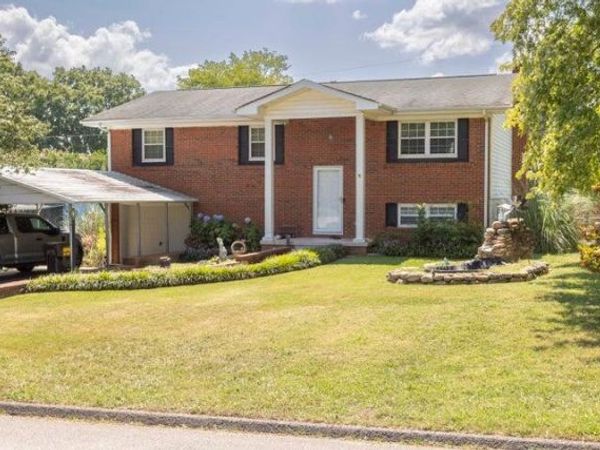 7204 Fairbanks Road, Hixson, TN 37343