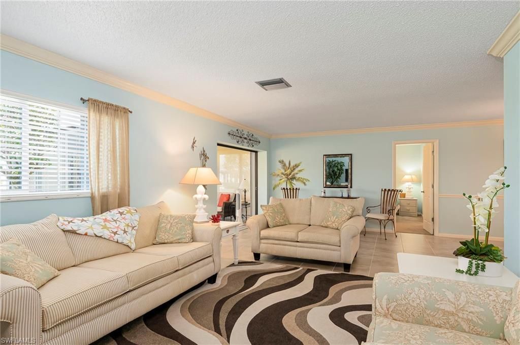 6916 Winkler Rd, Fort Myers, FL 33919 Photo