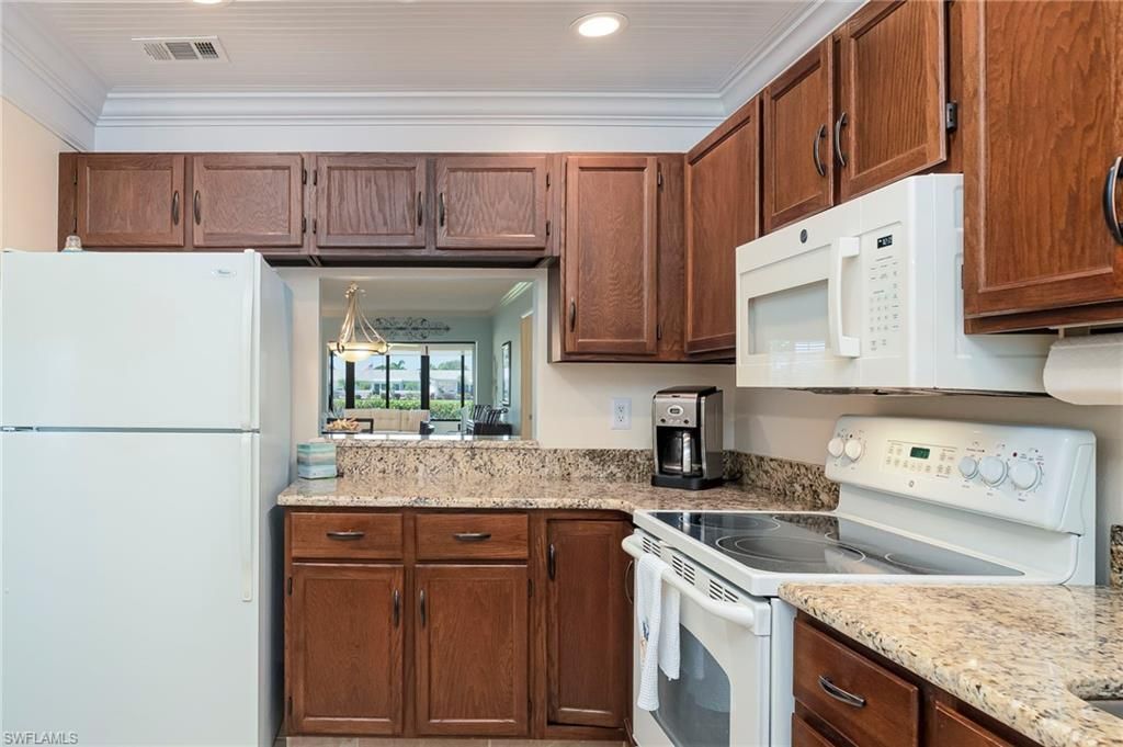 6916 Winkler Rd, Fort Myers, FL 33919 Photo