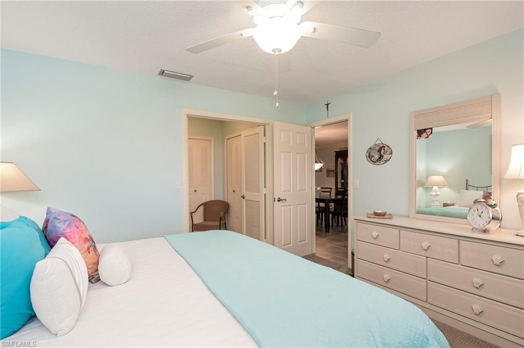 6916 Winkler Rd, Fort Myers, FL 33919 Photo