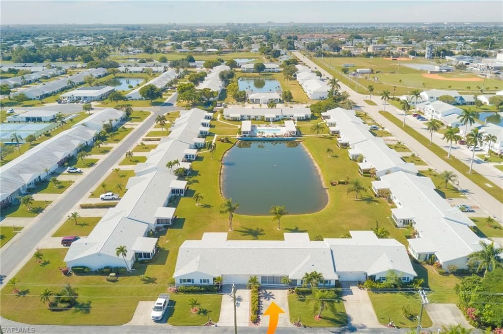 6916 Winkler Rd, Fort Myers, FL 33919 Photo