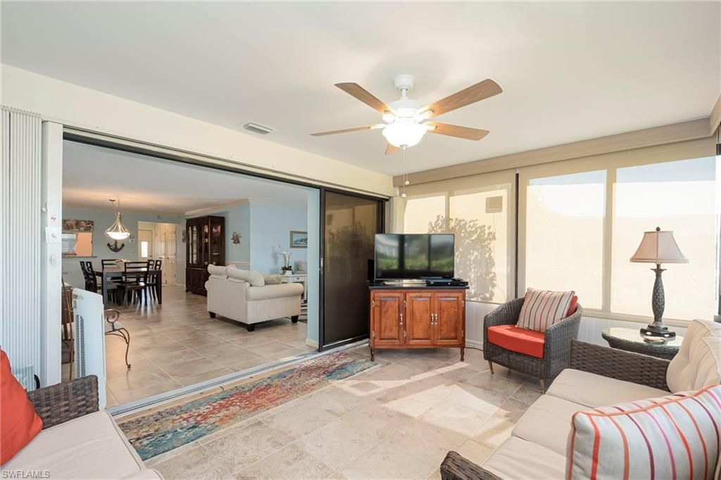 6916 Winkler Rd, Fort Myers, FL 33919 Photo