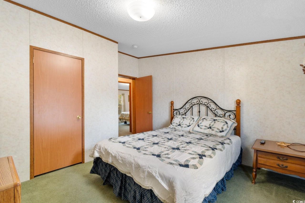 8443 Knollwood Dr. Photo 19