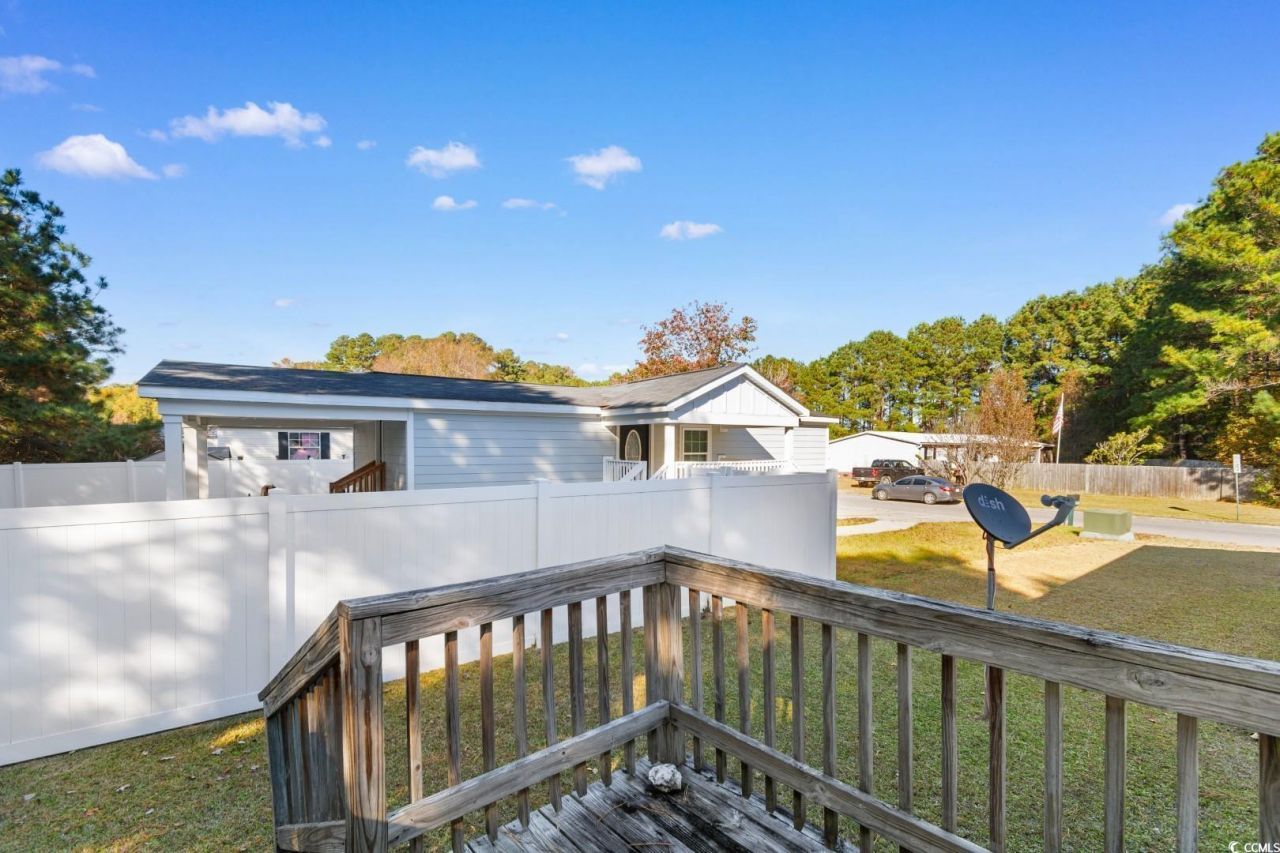 8443 Knollwood Dr. Photo 27