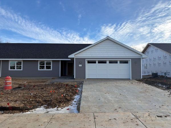 612 Roosevelt Street, Baraboo, WI 53913