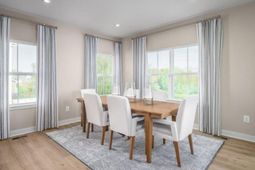 1027 Thinleaf Avenue photo 4