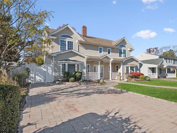 244 Water Lane S, Wantagh, NY 11793
