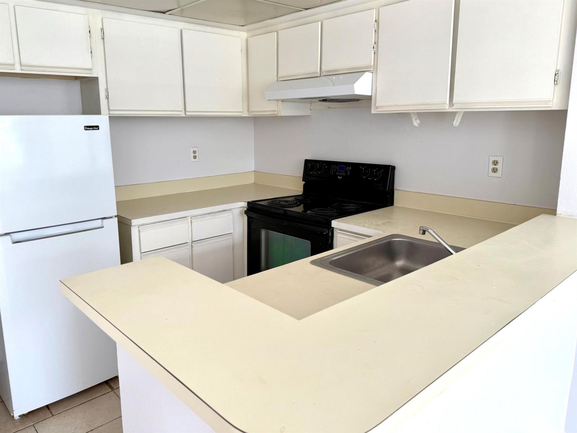 718 Executive Center Drive, Unit 34, West Palm Beach, FL 33401 Photo