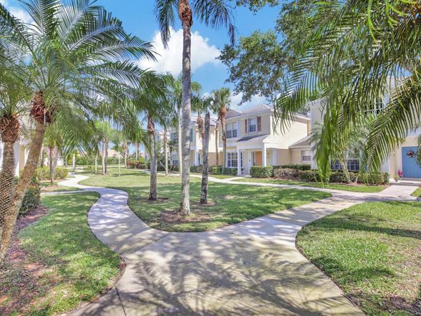 10890 Sea Hibiscus Ln, Unit 10890, Tamarac, FL 33321