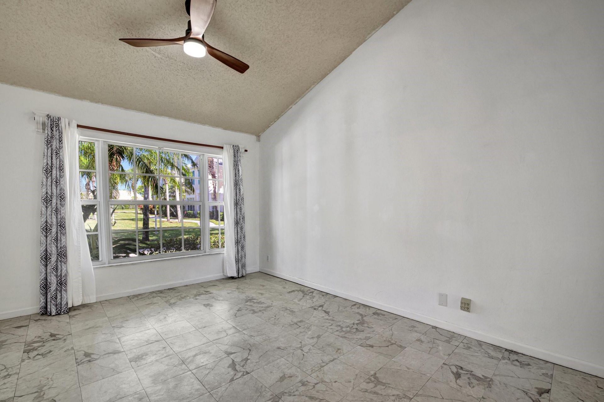 10890 Sea Hibiscus Ln, Unit 10890, Tamarac, FL 33321 Photo