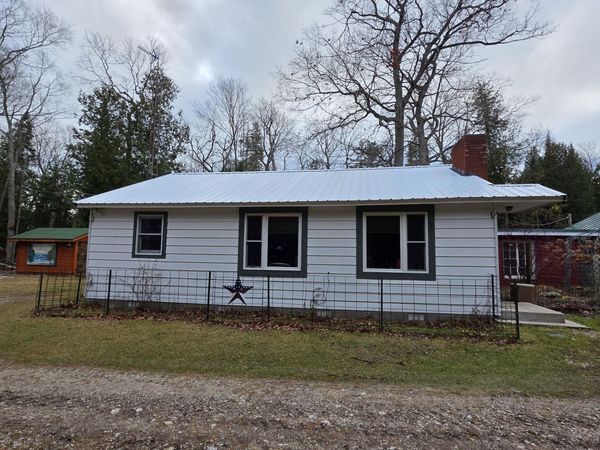 887 Gobles Drive, Bois Blanc, MI 49775