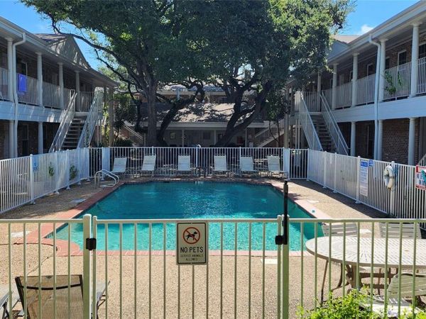 1240 Barton Hills DR, Unit 102, Austin, TX 78704