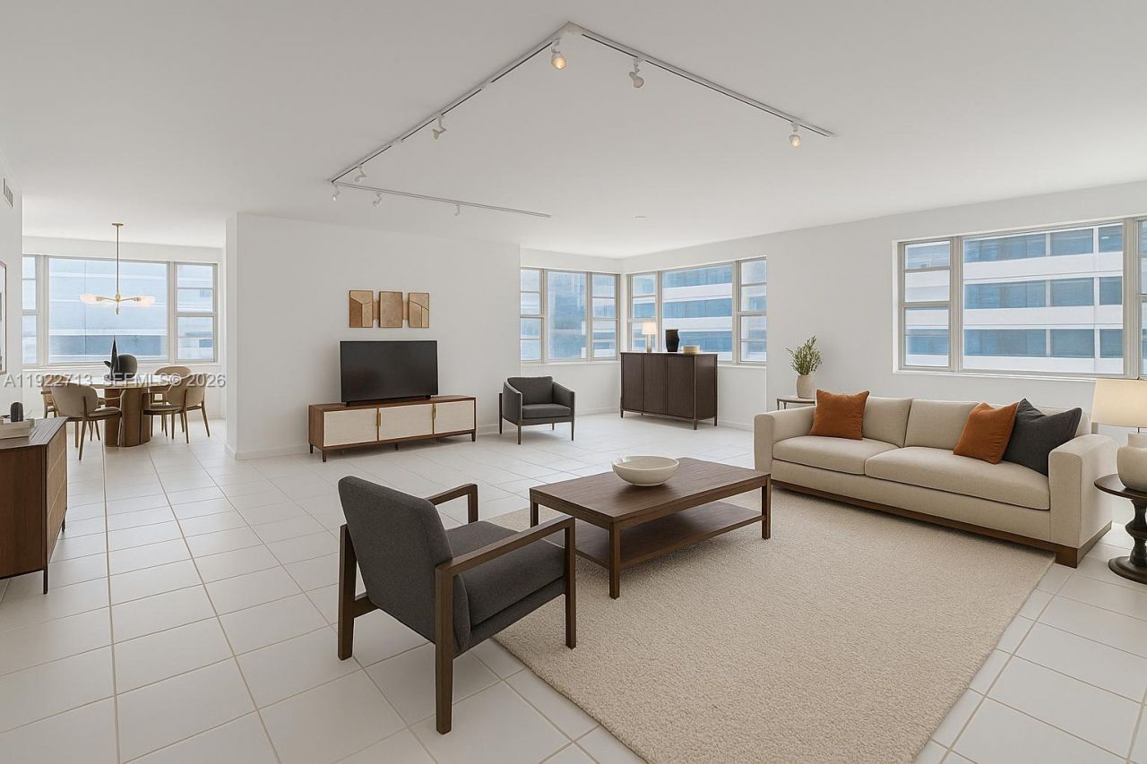 5255 Collins Ave, Unit 5D, Miami Beach, FL 33140 Photo