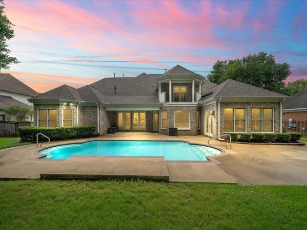 2843 BAYHILL WOODS CV, Collierville, TN 38017