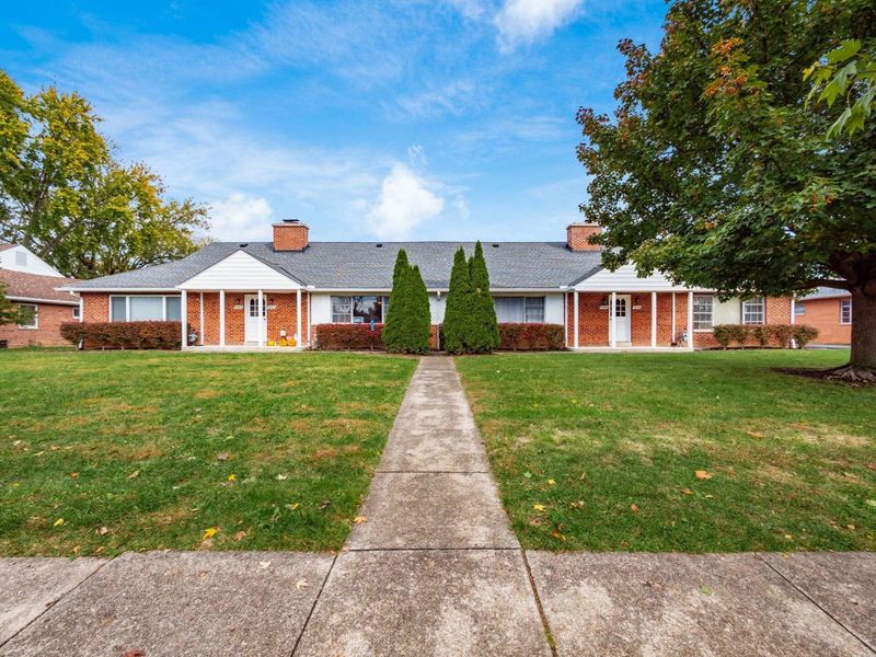 1842 Ridgecliff Road, Upper Arlington, OH 43221 Photo 1