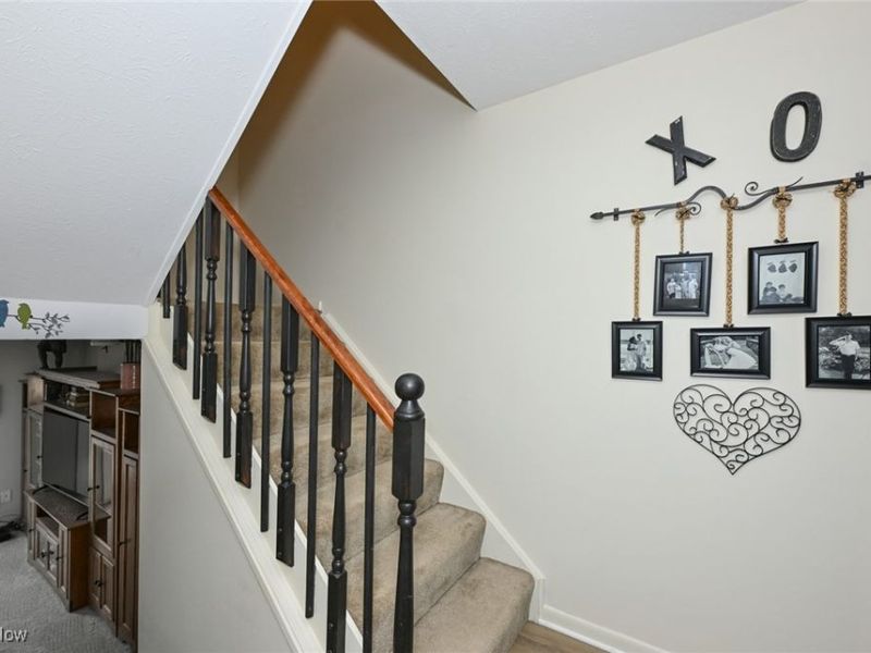 152 Sturbridge Drive, Medina, OH 44256 Photo 9