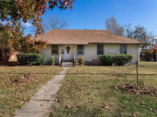 400 E Street NW, Miami, OK 74354