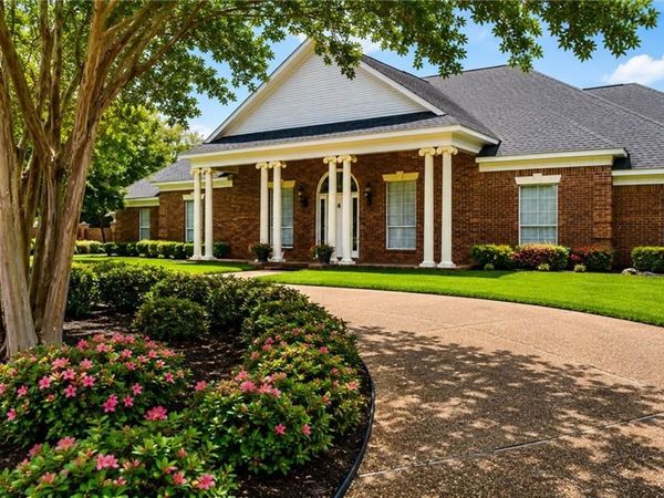 6714 TENNYSON OAKS Lane, Alexandria, LA 71301