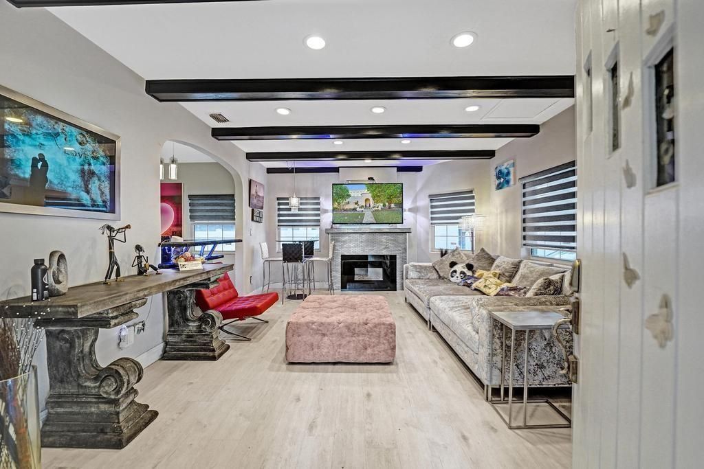 2000 Jackson Street, Hollywood, FL 33020 Photo