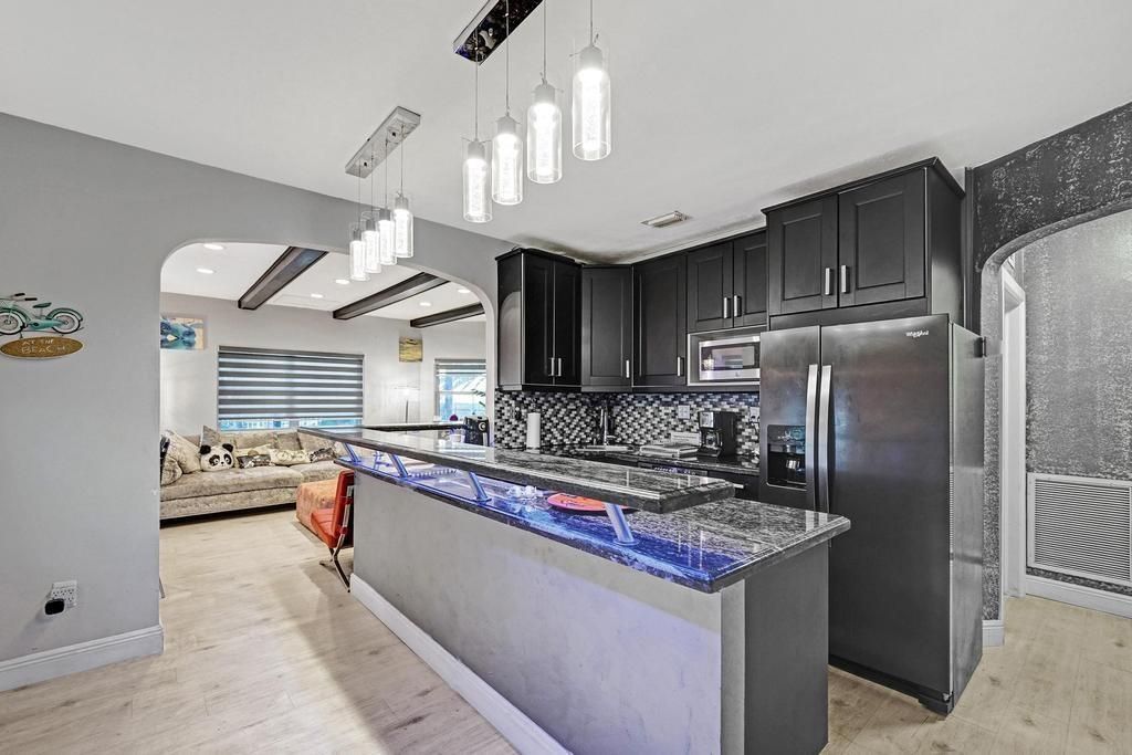 2000 Jackson Street, Hollywood, FL 33020 Photo