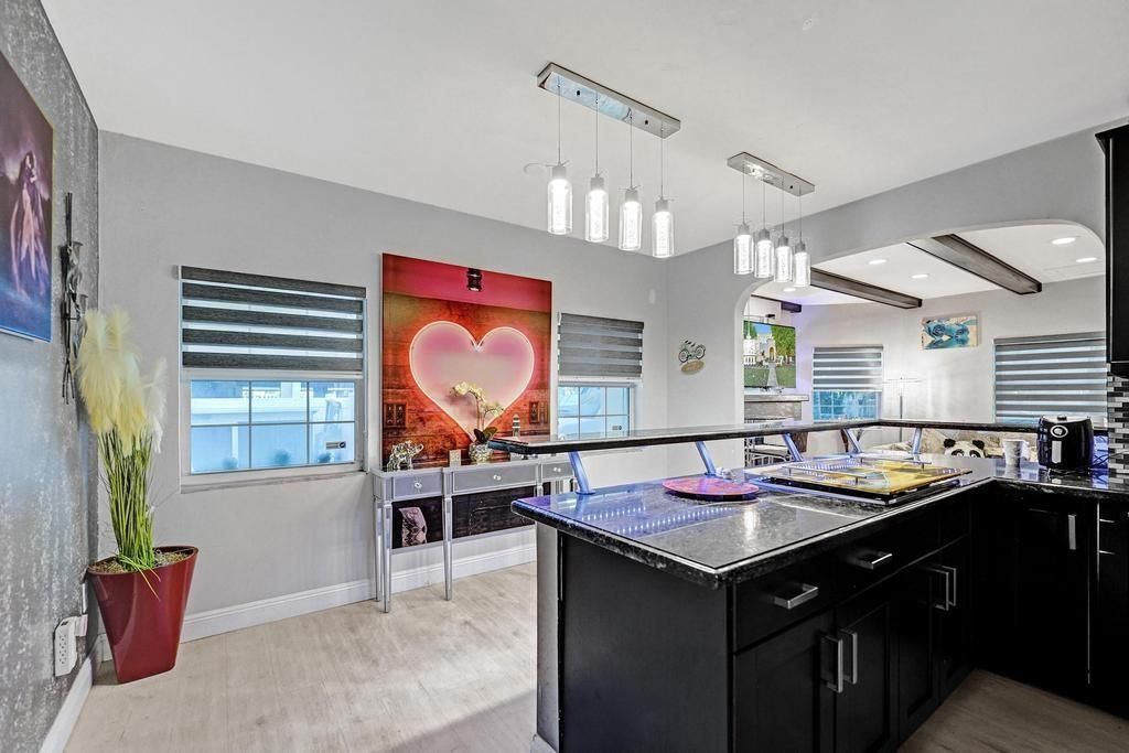 2000 Jackson Street, Hollywood, FL 33020 Photo