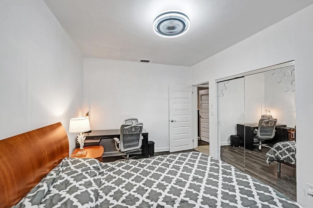 2000 Jackson Street, Hollywood, FL 33020 Photo