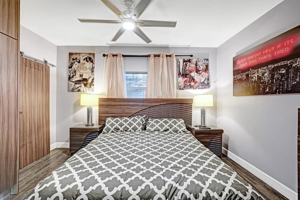 2000 Jackson Street, Hollywood, FL 33020 Photo