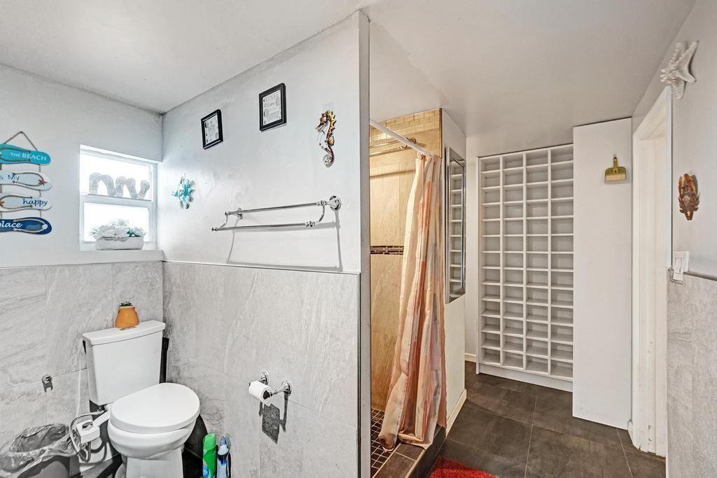 2000 Jackson Street, Hollywood, FL 33020 Photo